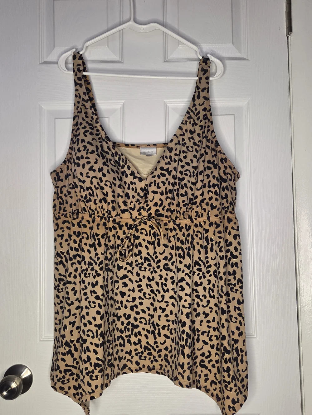Avenue Leopard Print Handkerchief Hem Tankini Swim Top Plus Size 28W